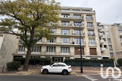 Appartement à vendre à ST MAUR DES FOSSES  - 3 pièces - 82 m² 