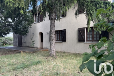 Maison à vendre à CHINON  - 9 pièces - 195 m² 