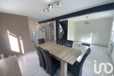 Maison à vendre à Ombrée d'Anjou Baumette (Zone Naturelle) - 5 pièces - 80 m² 