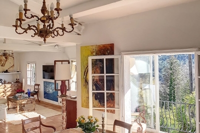 Maison à vendre à LES ADRETS-DE-L'ESTÉREL  - 4 pièces - 158 m² 