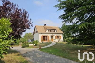 Maison à vendre à BU Saint-Chéron - 6 pièces - 143 m² 