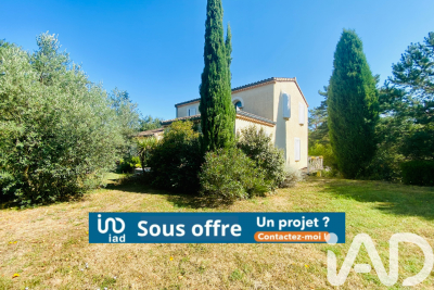 Maison à vendre petite maison au bord de l eau 