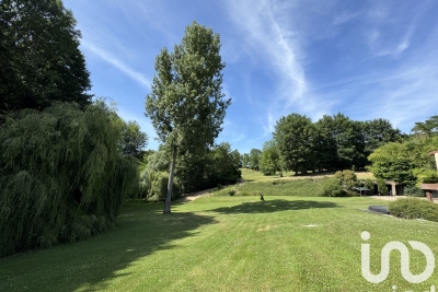 Maison à vendre à LIMONEST  - 10 pièces - 503 m² 