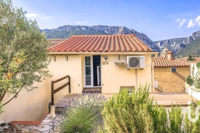 Maison à vendre presse tabac