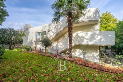 Maison à vendre à BOUGIVAL  - 10 pièces - 320 m² 