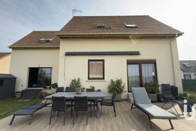 Maison à vendre à BREVAL  - 5 pièces - 92 m² 