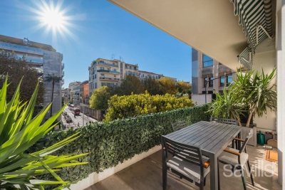 Apartment for sale in NICE Cimiez - 3 rooms - 130 m² 