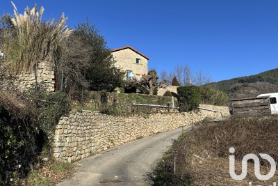 Maison à vendre à VALLEES-D'ANTRAIGUES-ASPERJOC  - 4 pièces - 84 m² 
