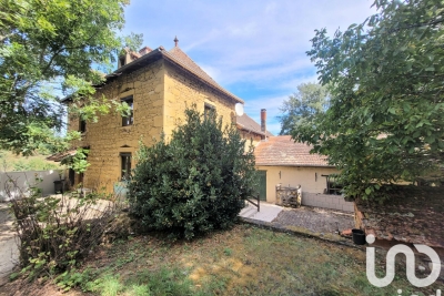 Maison à vendre petite maison au bord de l eau 