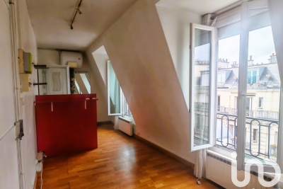 Appartement à vendre à PARIS 15EME Folie Mericourt - 1 pièces - 15 m² 