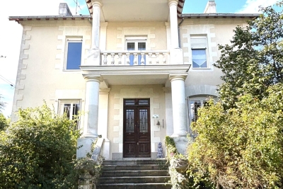 Maison à vendre à NANTES  - 10 pièces - 240 m² 