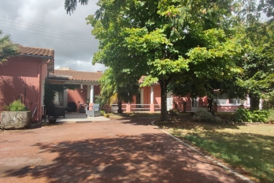 Maison à vendre à ST MAIXENT L ECOLE  - 7 pièces - 162 m² 