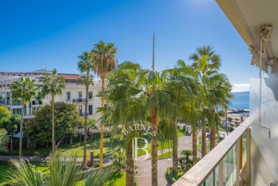 Appartement à vendre à CANNES Croisette-Palm-Beach - 1 pièces - 30 m² 