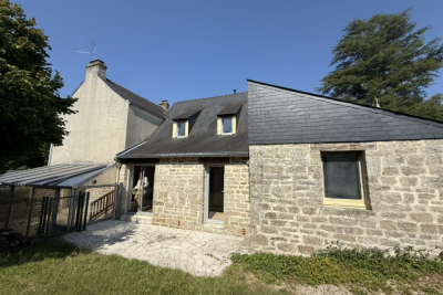 Maison à vendre à QUESTEMBERT  - 11 pièces - 220 m² 