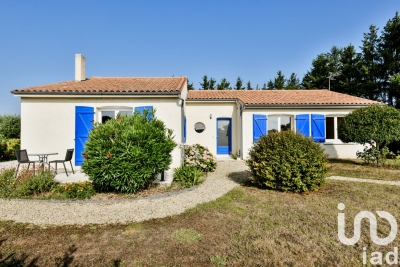 Maison à vendre à MAUZE SUR LE MIGNON  - 5 pièces - 122 m² 