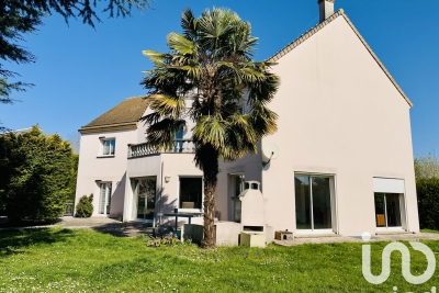 Maison à vendre à MERE  - 9 pièces - 260 m² 