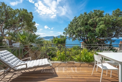 Maison &agrave; vendre appartement avec terrasse et garage 