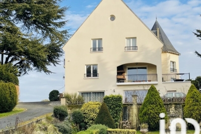 Maison à vendre à ROCHECORBON  - 11 pièces - 315 m² 