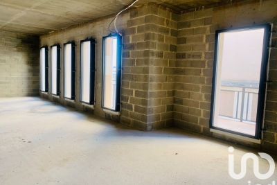 Appartement à vendre à CHATEAURENARD  - 1 pièces - 70 m² 