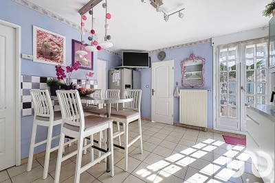 Maison à vendre à ST REMY LES CHEVREUSE  - 5 pièces - 160 m² 