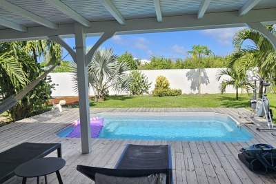 Maison à vendre petite maison au bord de l eau 