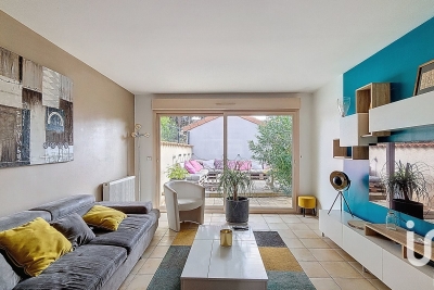 Maison à vendre à MILLERY  - 6 pièces - 143 m² 