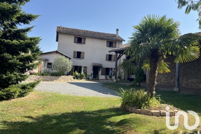 Maison à vendre à TAPONAS  - 7 pièces - 156 m² 