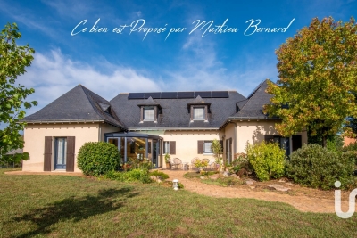 Maison à vendre à ST GEORGES SUR LOIRE Baumette (Zone Naturelle) - 9 pièces - 214 m² 
