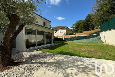 Maison à vendre à LISSIEU  - 7 pièces - 165 m² 