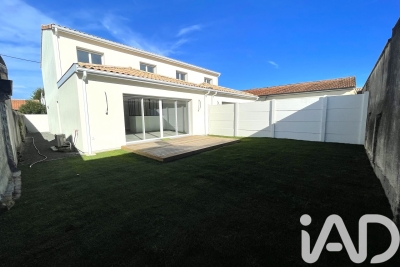 Maison à vendre à BÈGLES Saumos - 4 pièces - 105 m² 