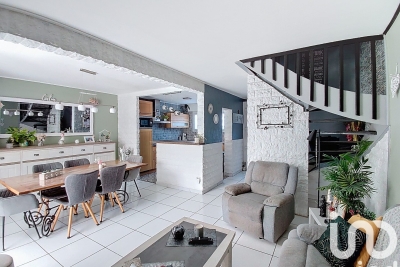 Maison à vendre à DOURGES  - 4 pièces - 80 m² 