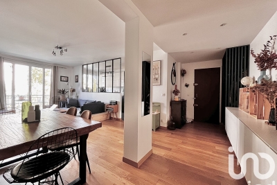 Appartement à vendre à PARIS 20EME Belleville - 4 pièces - 94 m² 