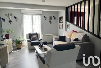 Maison à vendre à BAUGE Baumette (Zone Naturelle) - 5 pièces - 98 m² 