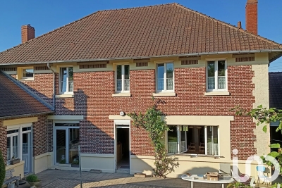 Maison à vendre à FEUCHY  - 10 pièces - 241 m² 