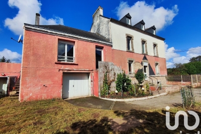 Maison à vendre à MONTERBLANC  - 7 pièces - 200 m² 