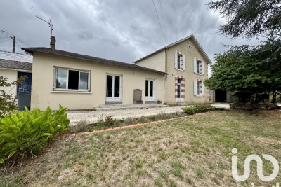 Maison à vendre à CHATILLON SUR THOUET  - 4 pièces - 129 m² 