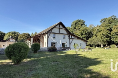 Maison à vendre à LA CROIX EN TOURAINE  - 15 pièces - 477 m² 