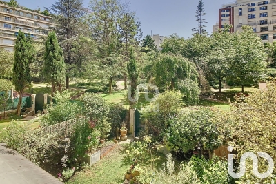 Appartement à vendre à PARIS 16EME Folie Mericourt - 4 pièces - 100 m² 