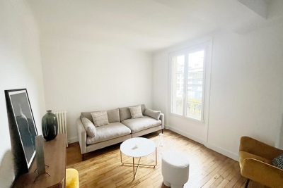 Appartement à vendre à PARIS 15EME Folie Mericourt - 2 pièces - 47 m² 