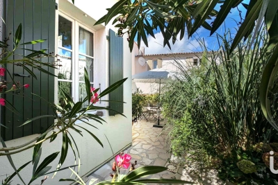 Maison à vendre à ST MARTIN DE RE  - 4 pièces - 63 m² 