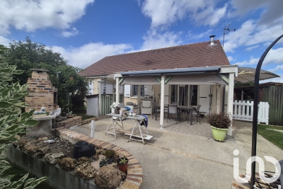 Maison à vendre à LA FERTE SOUS JOUARRE Nord-Ouest - 5 pièces - 114 m² 
