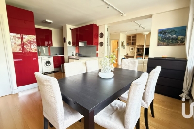 Appartement à vendre à PARIS 9EME Folie Mericourt - 4 pièces - 87 m² 