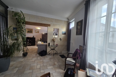 Maison à vendre à Tonnay Charente  - 6 pièces 166 m² 