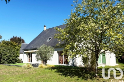 Maison à vendre à ST CYR SUR LOIRE  - 7 pièces - 231 m² 