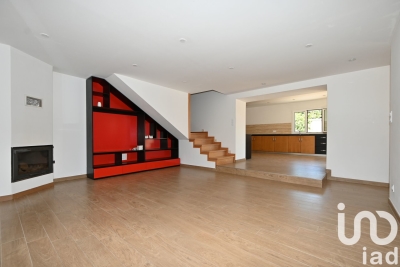 Maison à vendre à LES CHERES  - 6 pièces - 148 m² 