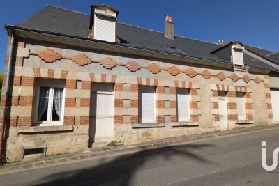 Maison à vendre à NOUZILLY  - 7 pièces - 188 m² 