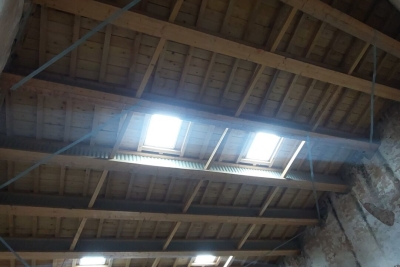 Maison à louer à BEAUVOISIN  - 1 pièces - 140 m² 