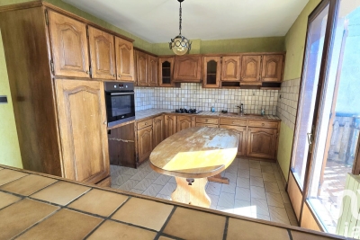 Maison à vendre à COURPIERE  - 9 pièces - 170 m² 