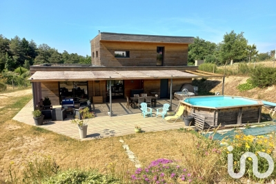 Maison à vendre à ST ROMAIN DE LERPS  - 5 pièces - 154 m² 