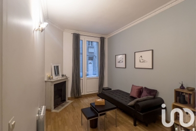 Appartement à vendre à PARIS 15EME Folie Mericourt - 2 pièces - 38 m² 